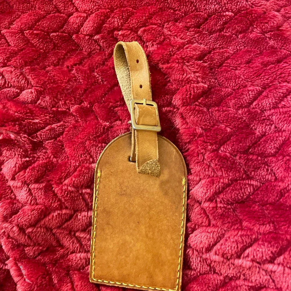 Louis Vuitton Leather Luggage Tag - Picture 2 of 3